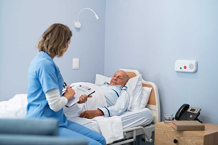 delirium assessment for older patient in hospital